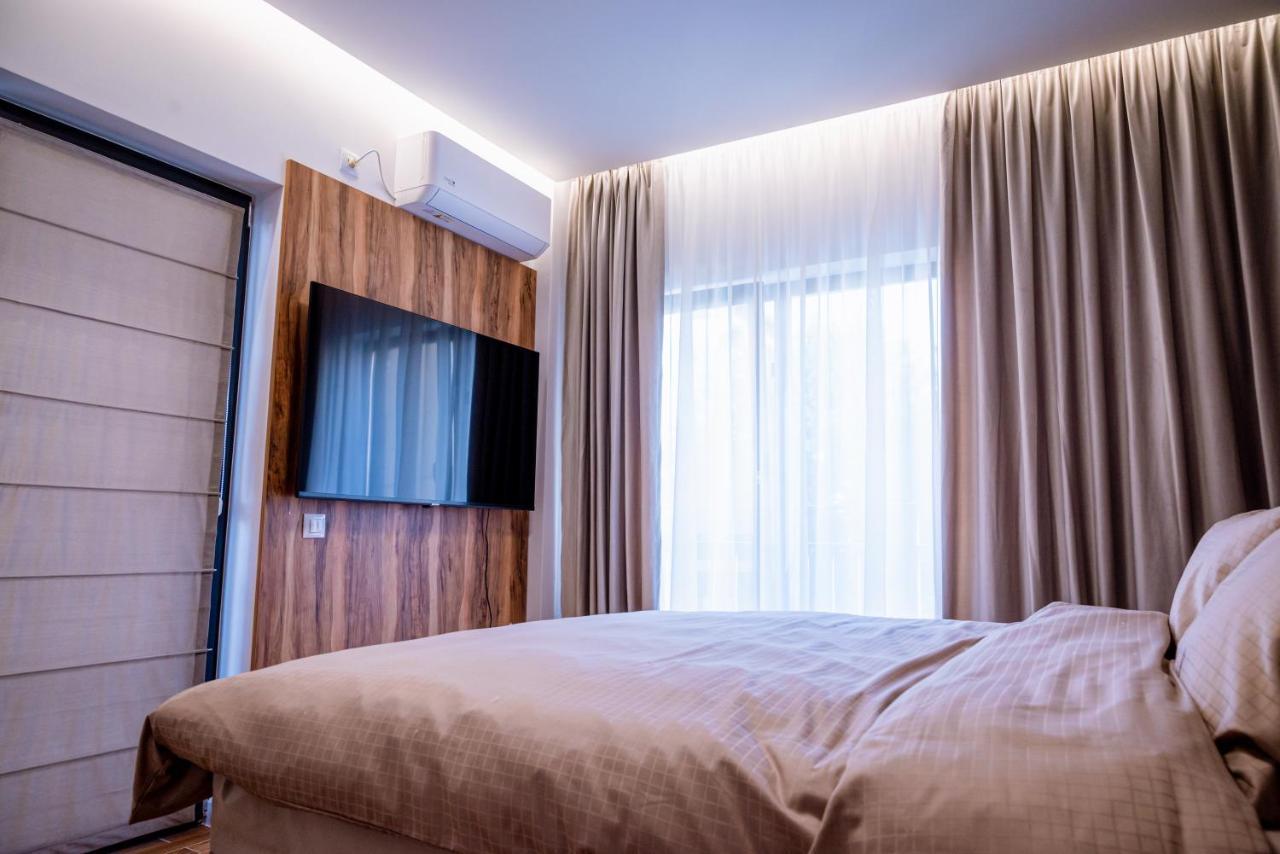 Papi House Lägenhet Targoviste Exteriör bild