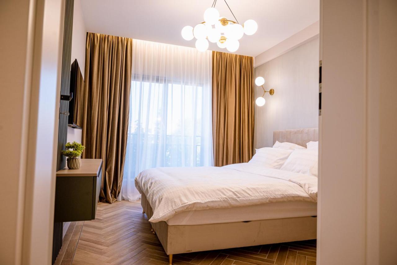 Papi House Lägenhet Targoviste Exteriör bild