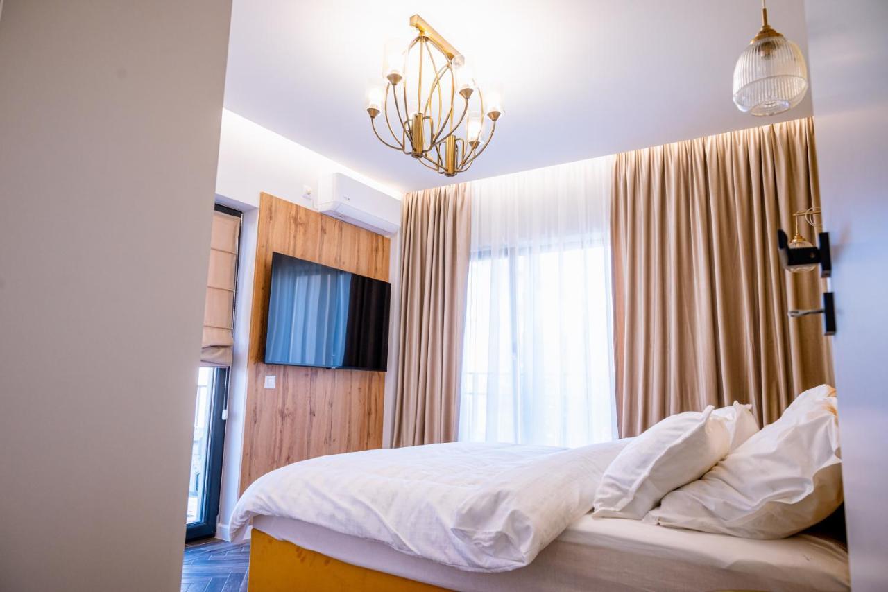 Papi House Lägenhet Targoviste Exteriör bild