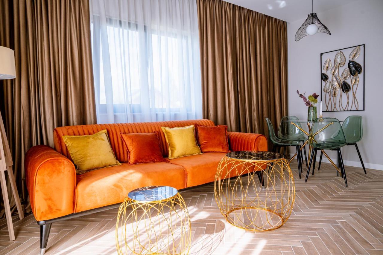 Papi House Lägenhet Targoviste Exteriör bild