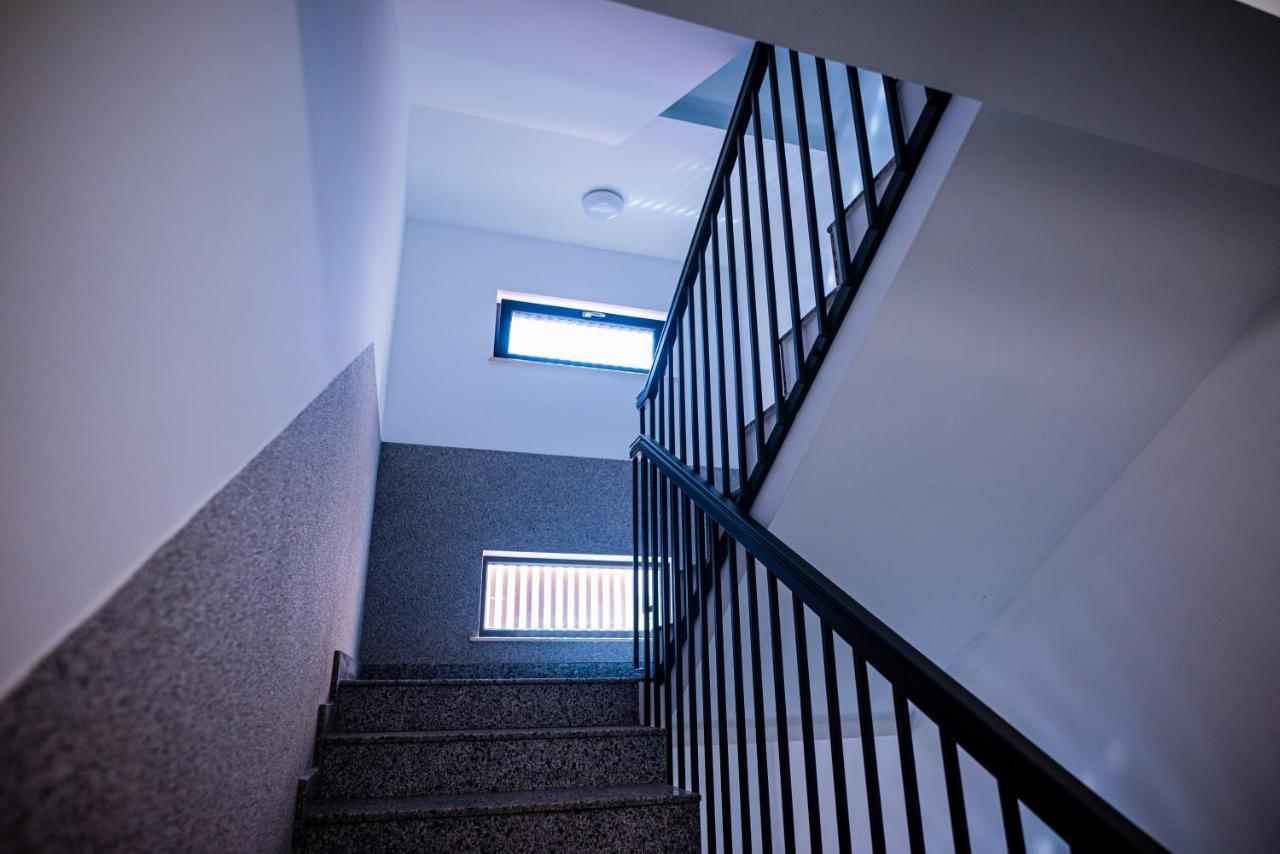 Papi House Lägenhet Targoviste Exteriör bild